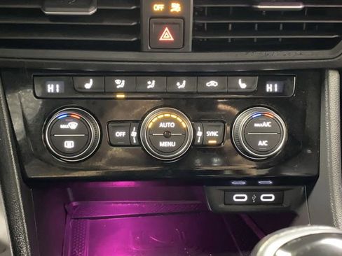 Used 2022 Volkswagen Jetta GLI Autobahn image 18