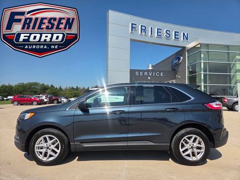 Used 2023 Ford Edge SEL w/ Convenience Package AWD/4WD image 4