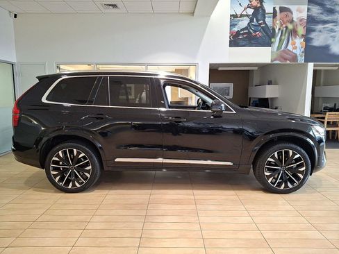 Certified 2025 Volvo XC90 B6 Plus image 7