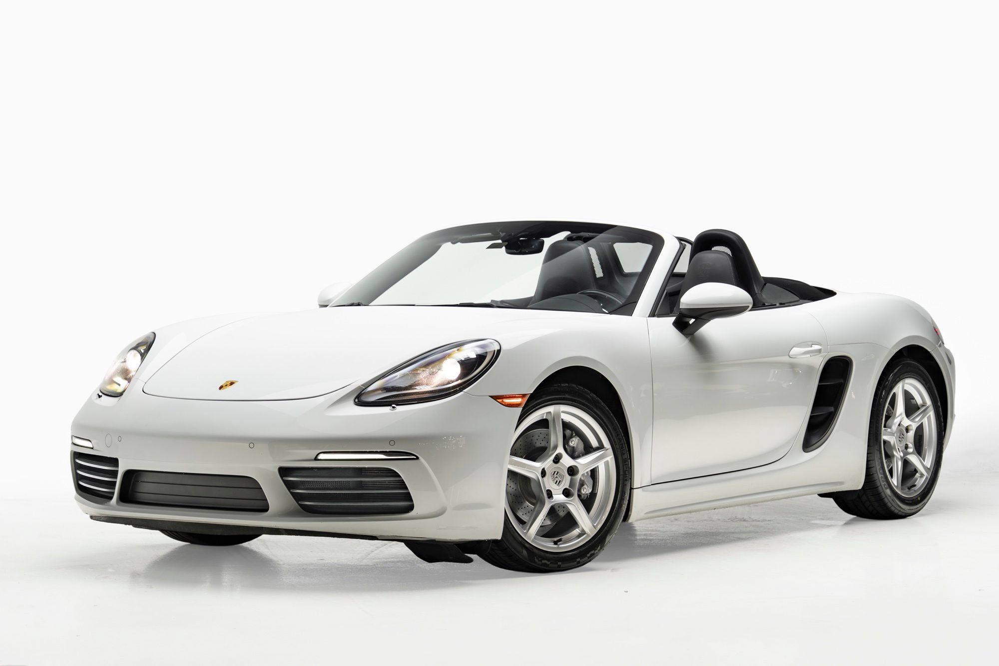 Used 2022 Porsche 718 Boxster RWD image 4