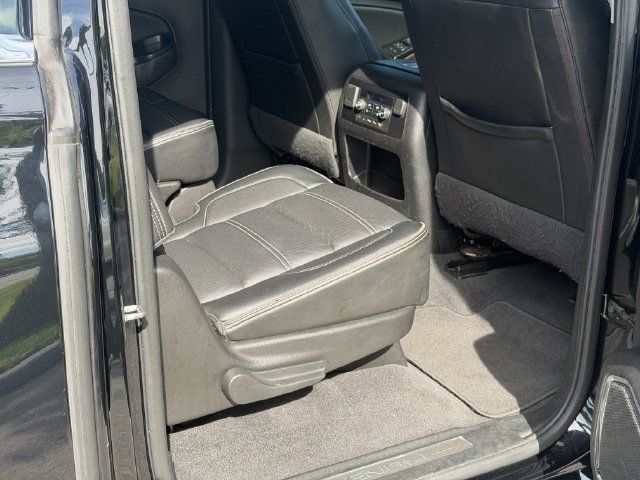 Used 2020 GMC Yukon XL Denali w/ Denali Ultimate Package RWD image 23