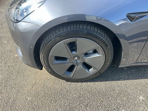 Used 2022 Tesla Model 3 Long Range image 8