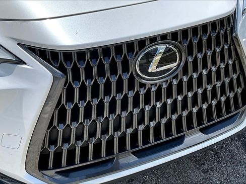Used 2024 Lexus NX 250 FWD w/ Towing Package (2000 Lbs) image 30