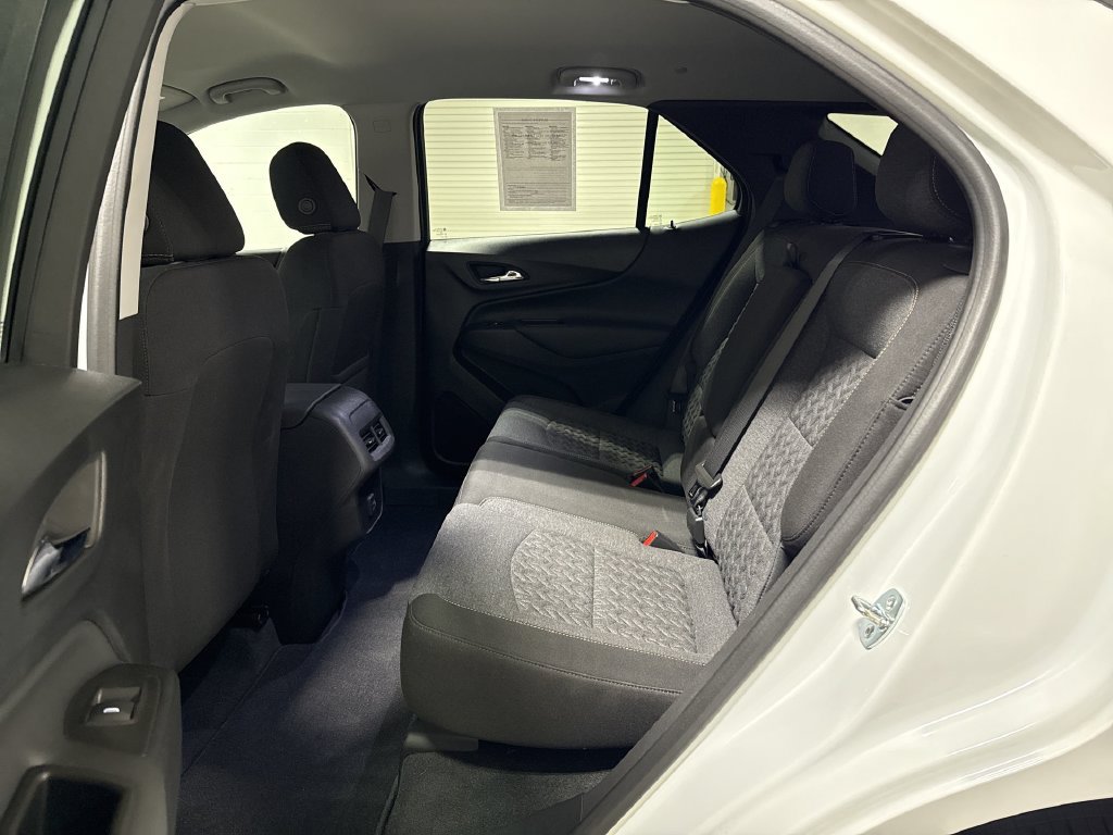 Used 2023 Chevrolet Equinox LT FWD image 22