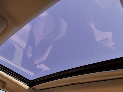 Used 2015 Toyota 4Runner Limited image 26