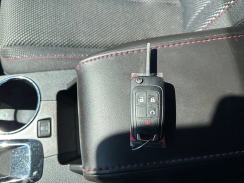 Used 2012 Chevrolet Equinox LT w/ Driver Convenience Package AWD/4WD image 67