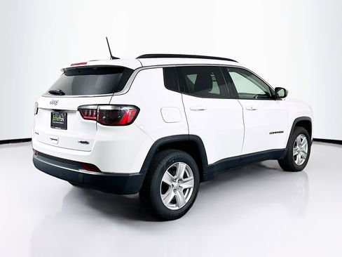 Used 2022 Jeep Compass Latitude w/ Convenience Group AWD/4WD image 9