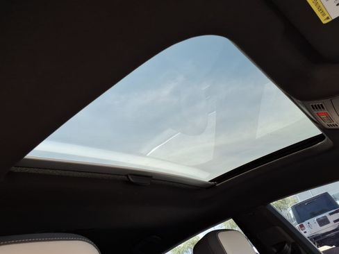 Certified 2022 Volkswagen Arteon SEL w/ Black Wheel Package image 10