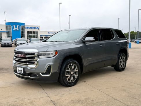 Used 2020 GMC Acadia SLE FWD image 3