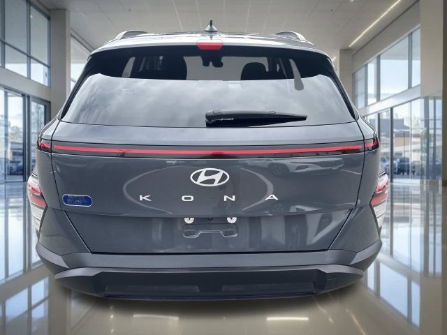 Certified 2024 Hyundai Kona SEL FWD image 4