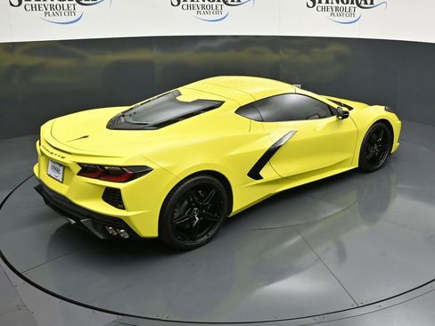 Used 2022 Chevrolet Corvette Stingray Coupe w/ 1LT RWD image 24