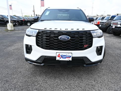 New 2026 Ford Explorer ST w/ Sun And Sound Package AWD/4WD image 10