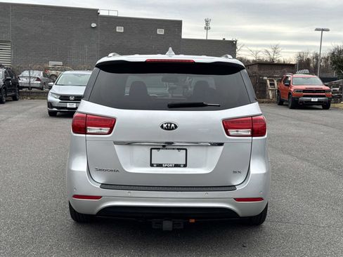 Used 2016 Kia Sedona SX image 23