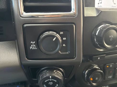 Used 2016 Ford F150 XLT w/ Equipment Group 302A Luxury image 20