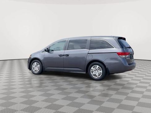 Used 2015 Honda Odyssey LX image 6