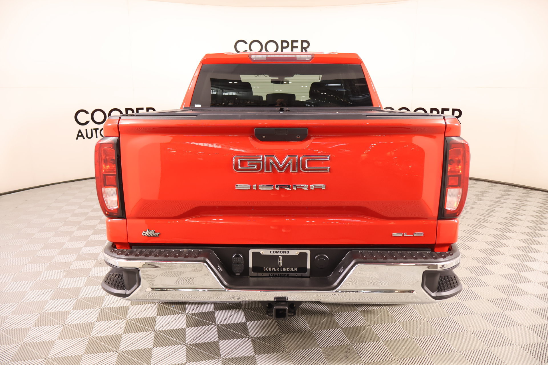 Used 2020 GMC Sierra 1500 SLE w/ SLE Value Package AWD/4WD image 21