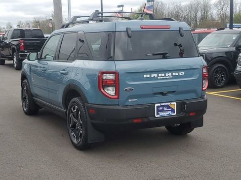 Certified 2023 Ford Bronco Sport Outer Banks w/ Tech Package AWD/4WD image 3