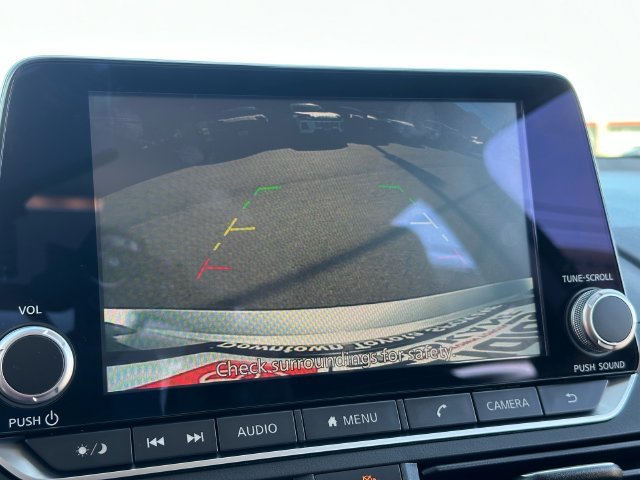 Used 2025 Nissan Altima 2.5 SV AWD/4WD image 14
