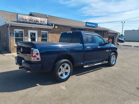 Used 2015 RAM 1500 Express AWD/4WD image 5