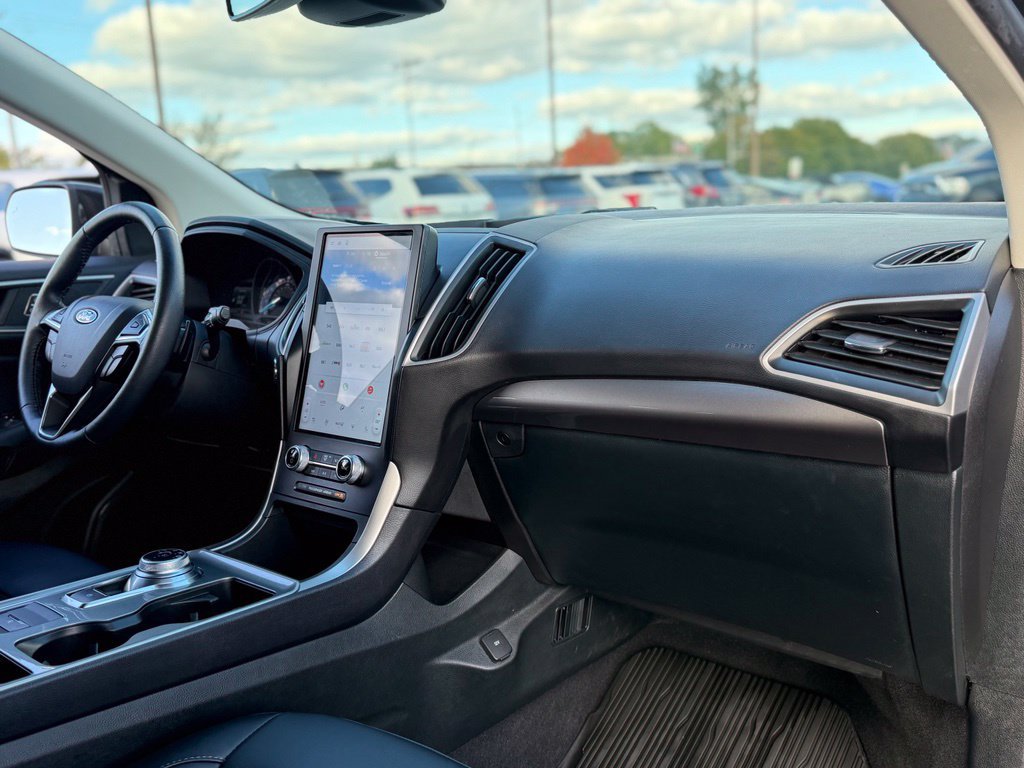 Used 2024 Ford Edge SEL w/ Convenience Package AWD/4WD image 14