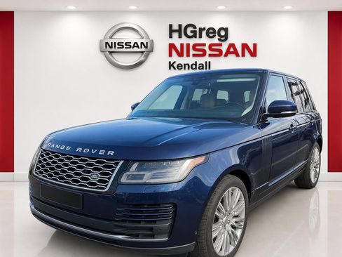 Used 2019 Land Rover Range Rover HSE AWD/4WD image 3