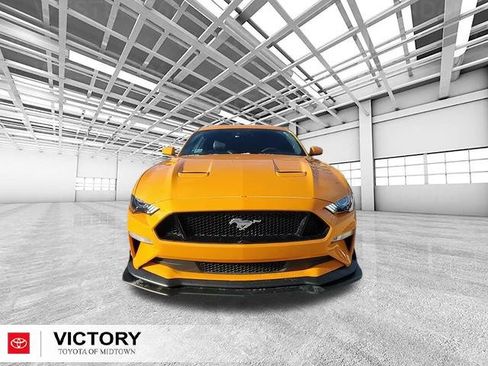 Used 2018 Ford Mustang GT Premium w/ Equipment Group 401A image 8