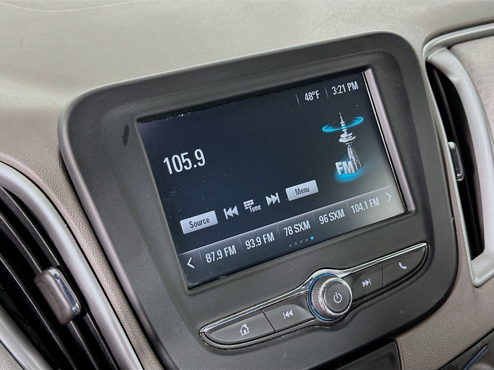Used 2016 Chevrolet Malibu LS FWD image 15