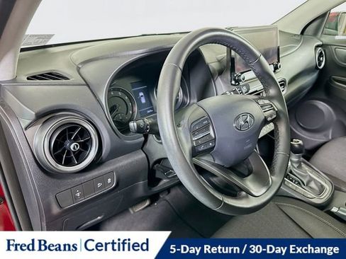 Certified 2023 Hyundai Kona SEL w/ Convenience Package image 11