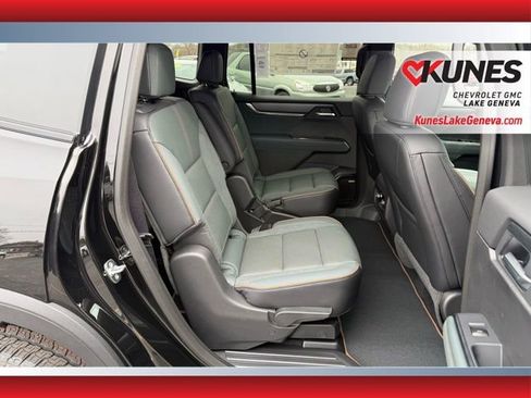 New 2026 GMC Acadia AT4 w/ Luxury Package image 20