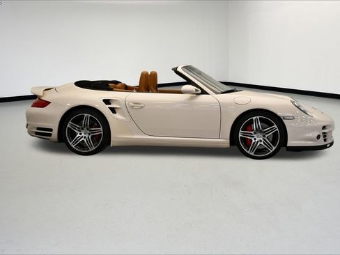 Used 2009 Porsche 911 Turbo image 16