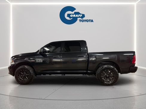 Used 2017 RAM 1500 Express image 3