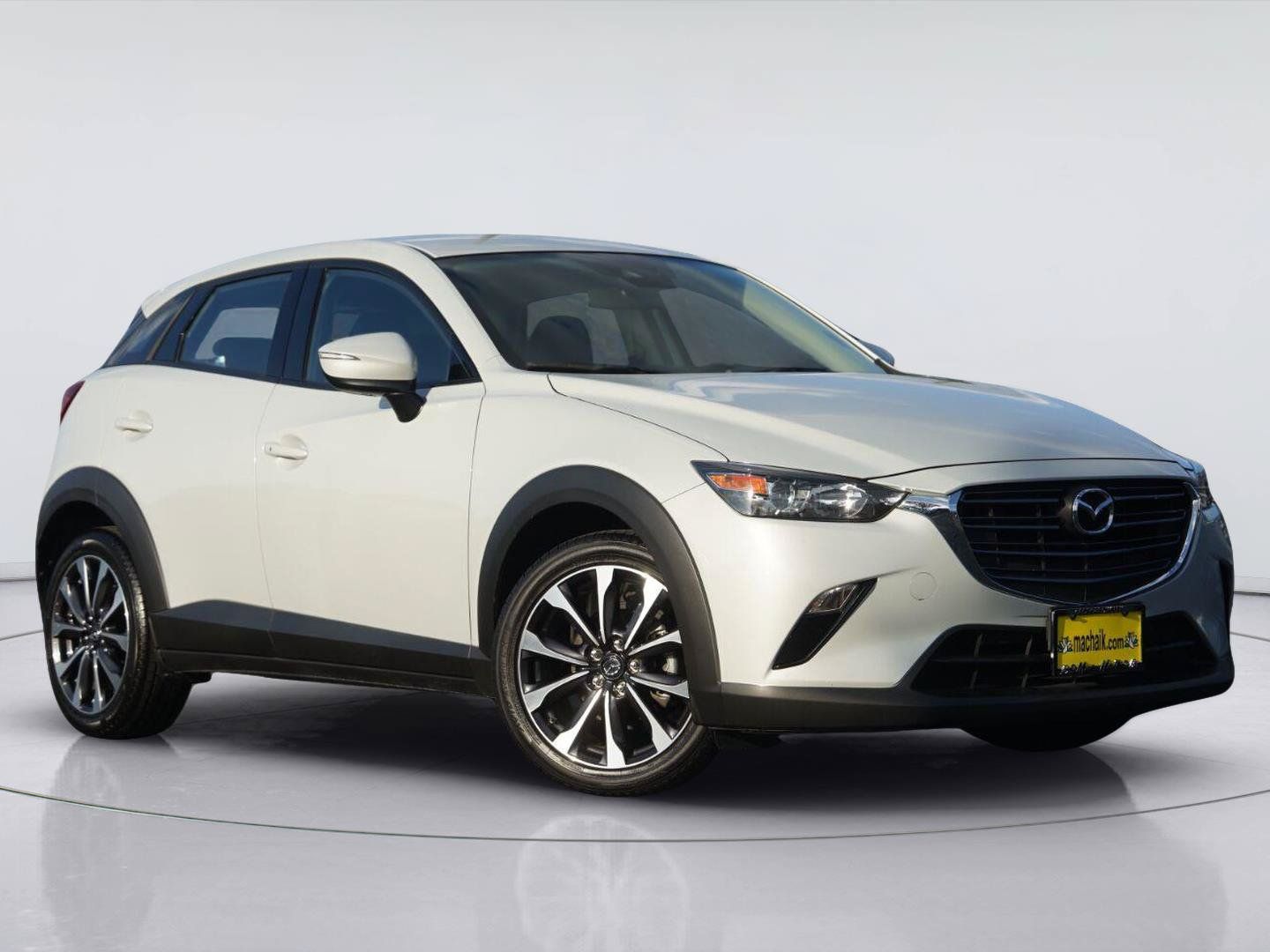 Used 2019 MAZDA CX-3 Touring FWD image 2