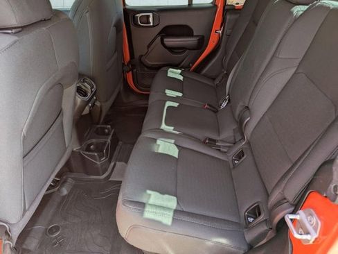 Used 2020 Jeep Gladiator Sport w/ Quick Order Package 24S AWD/4WD image 18