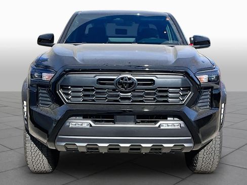 New 2026 Toyota Tacoma TRD Off-Road AWD/4WD image 3