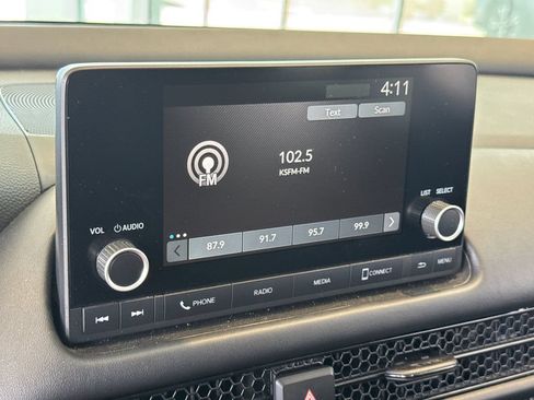 Used 2023 Honda HR-V LX image 17