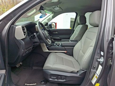 Used 2022 Toyota Tundra SR5 w/ TRD Off-Road Premium Package image 16