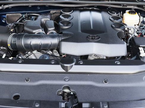 Used 2017 Toyota 4Runner SR5 image 56