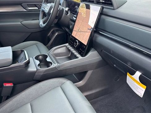 New 2026 GMC Terrain AT4 w/ LPO, Floor Liner Package image 18