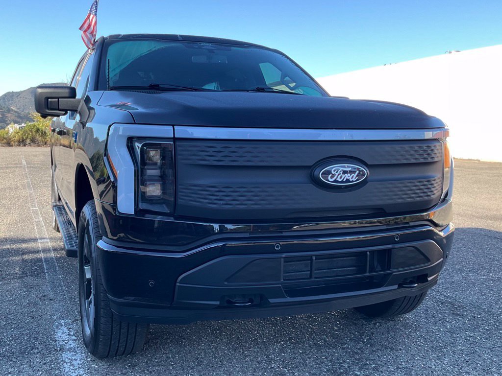 Certified 2025 Ford F150 Lightning Flash AWD/4WD image 55
