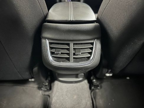 Used 2024 Chevrolet Malibu LT FWD image 19