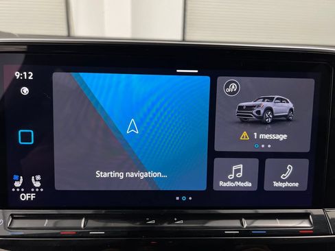 Used 2025 Volkswagen Atlas Cross Sport SE AWD/4WD image 58
