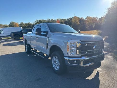 New 2026 Ford F350 XLT image 12