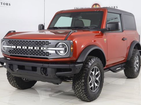 Used 2024 Ford Bronco Badlands image 5