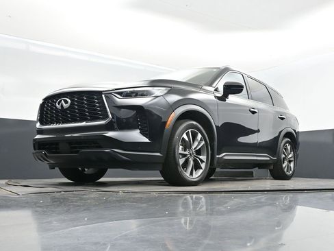 Certified 2025 INFINITI QX60 Luxe image 38