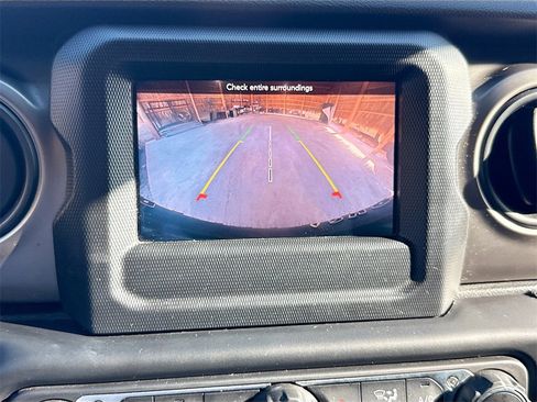 Used 2021 Jeep Wrangler Unlimited Sport image 14