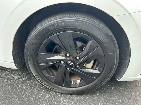 Used 2021 Hyundai Elantra SEL w/ Cargo Package FWD image 33
