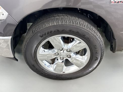 Used 2017 RAM 1500 Big Horn image 37