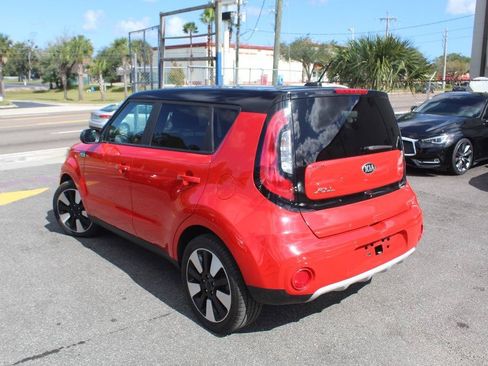 Used 2019 Kia Soul + FWD image 5