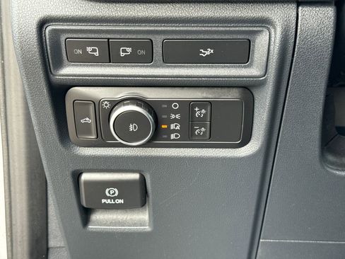 Certified 2022 Ford F150 XLT w/ Equipment Group 302A High image 14