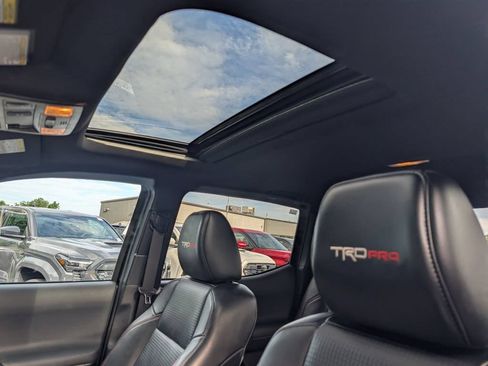 Certified 2019 Toyota Tacoma TRD Pro AWD/4WD image 22